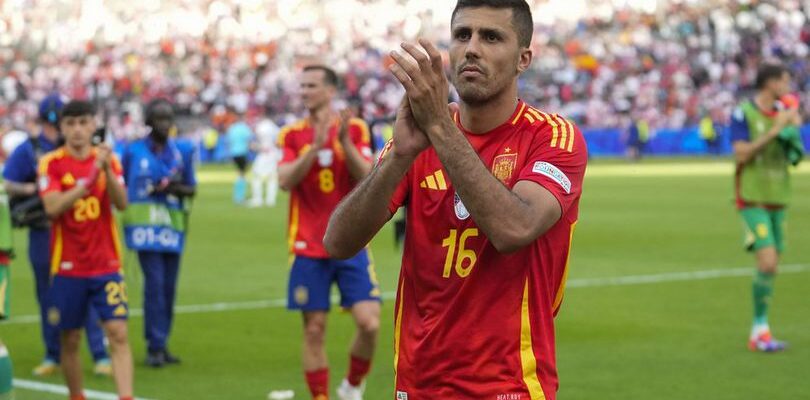 Rodri jadi Korban Pertama Aturan Baru UEFA